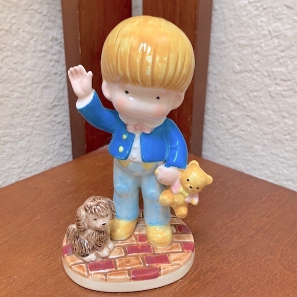 🔹1981 Joan Walsh Anglund Porcelain Figurine Teddy Bear Boy Statue Puppy - Picture 1 of 7